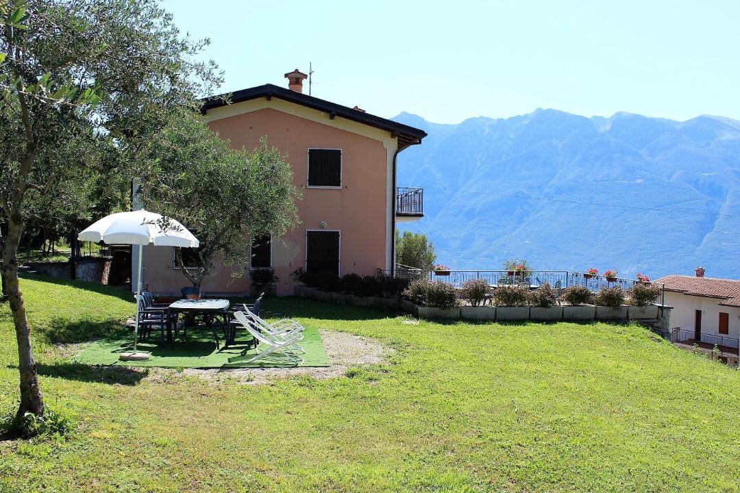 Photo of Buildings in Oldesio