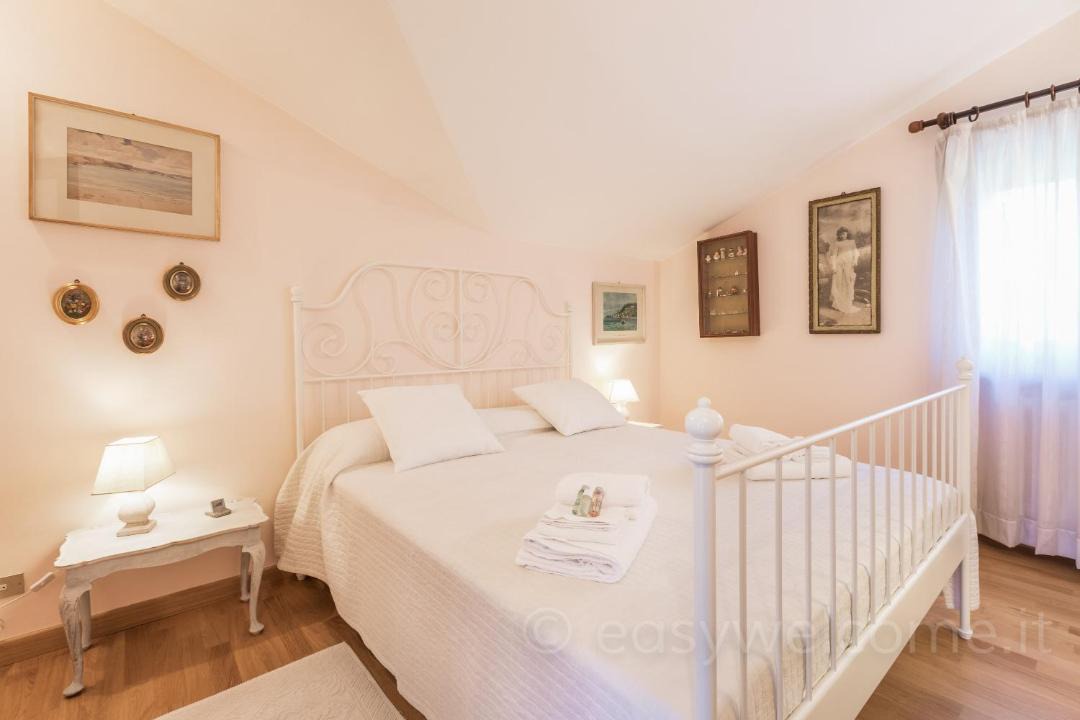 Photo of Bedroom in Bellagio