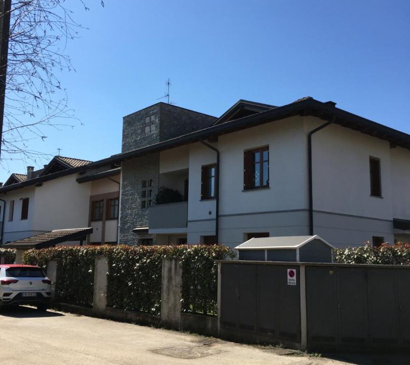 Photo of Buildings in Lomagna