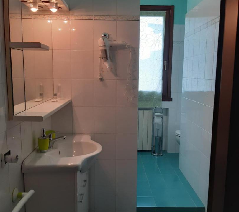 Photo of Bathroom in Vanzaghello