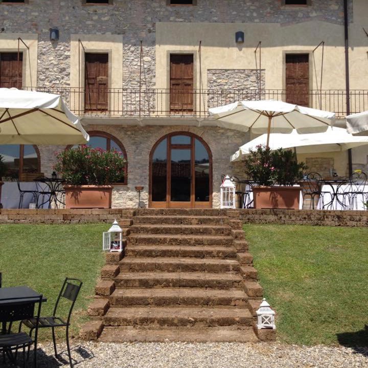 Photo of Others in Lonno