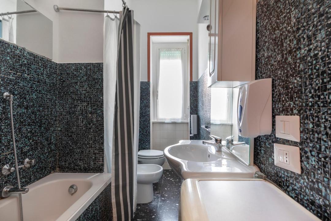 Photo of Bathroom in Zona Solari