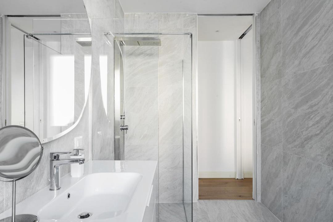 Photo of Bathroom in Como