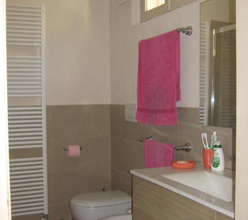 Photo of Bathroom in Predore