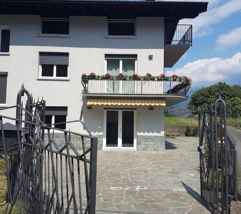 Photo of Buildings in Costa Volpino