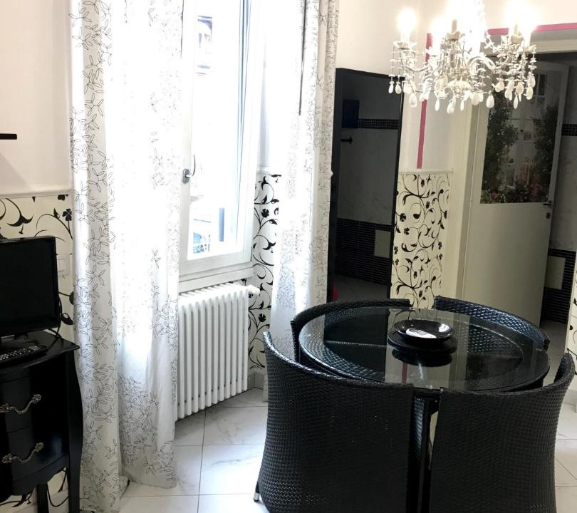 Photo of Livingroom in Chinatown
