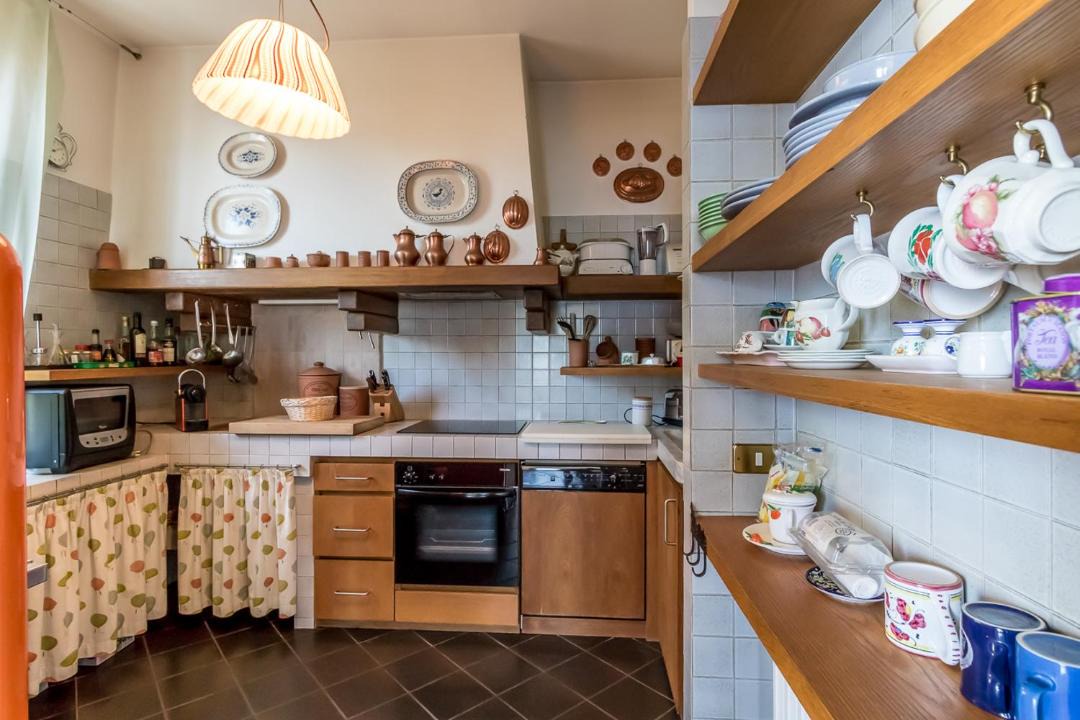 Photo of Kitchen in Cadenabbia