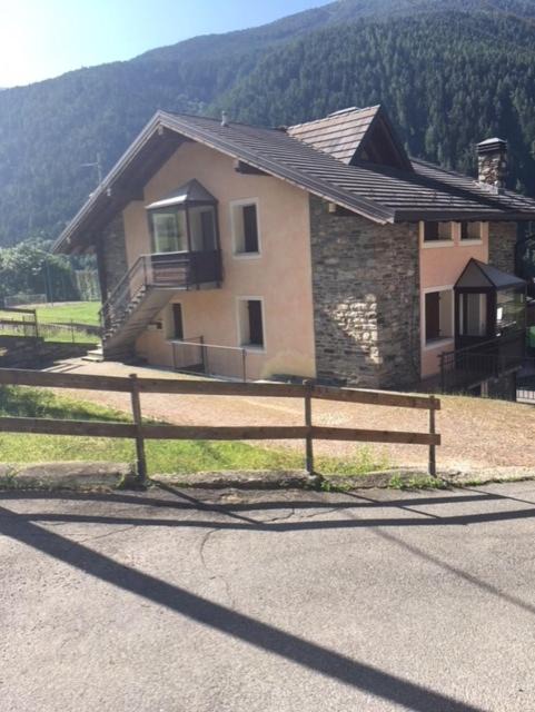 Photo of Buildings in Vione