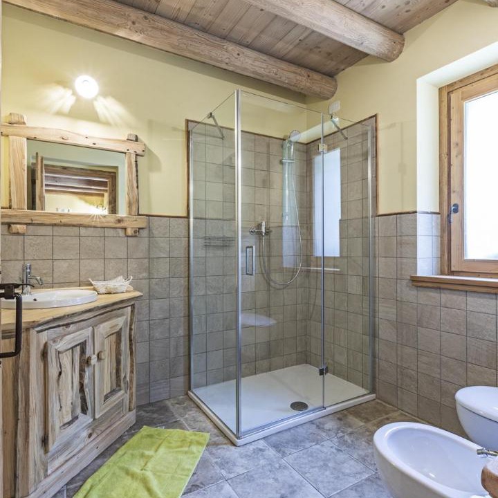 Photo of Bathroom in Branzi