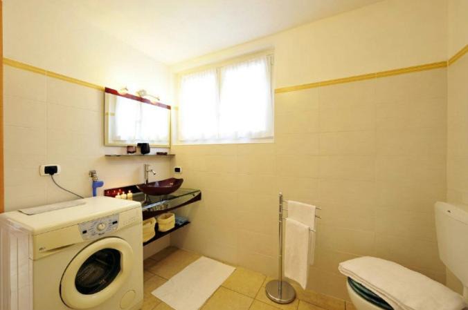 Photo of Bathroom in Cima