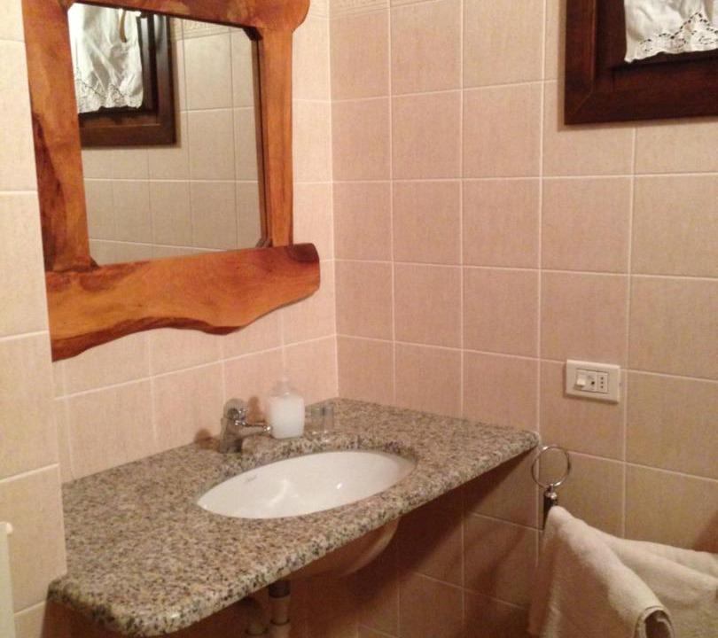 Photo of Bathroom in Moio de' Calvi