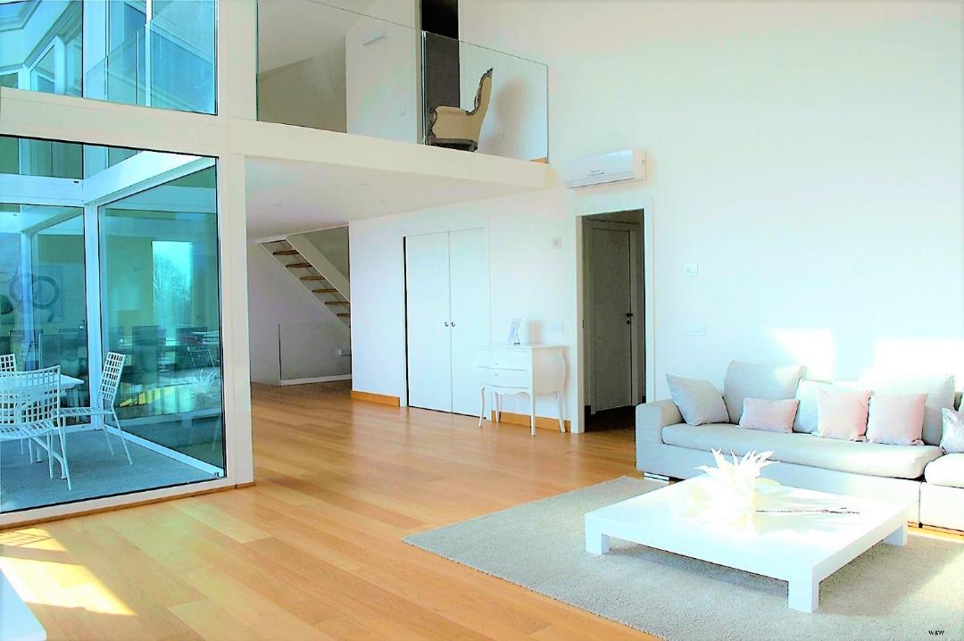 Photo of Livingroom in Cadenabbia