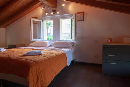Photo of Bedroom in Menaggio