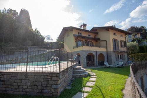Photo of Buildings in Menaggio