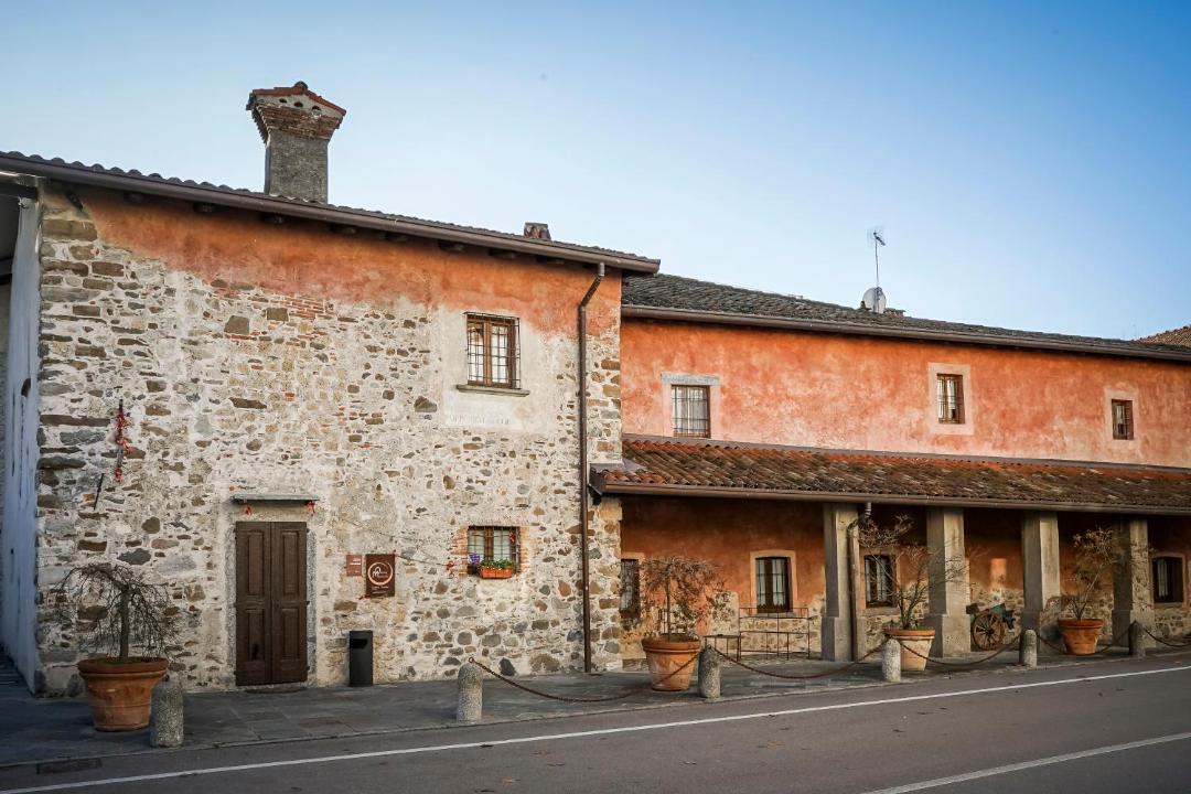 Photo of Others in Calolziocorte