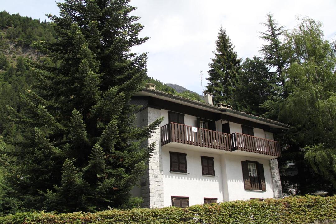 Photo of Buildings in Campodolcino