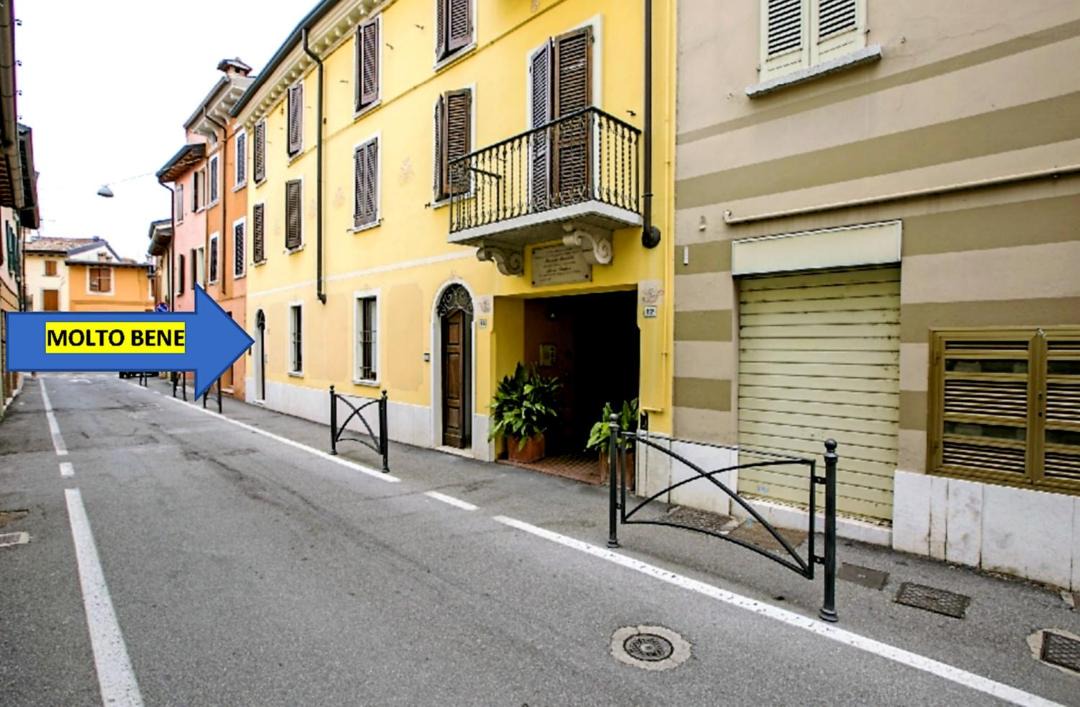 Photo of Buildings in Desenzano del Garda