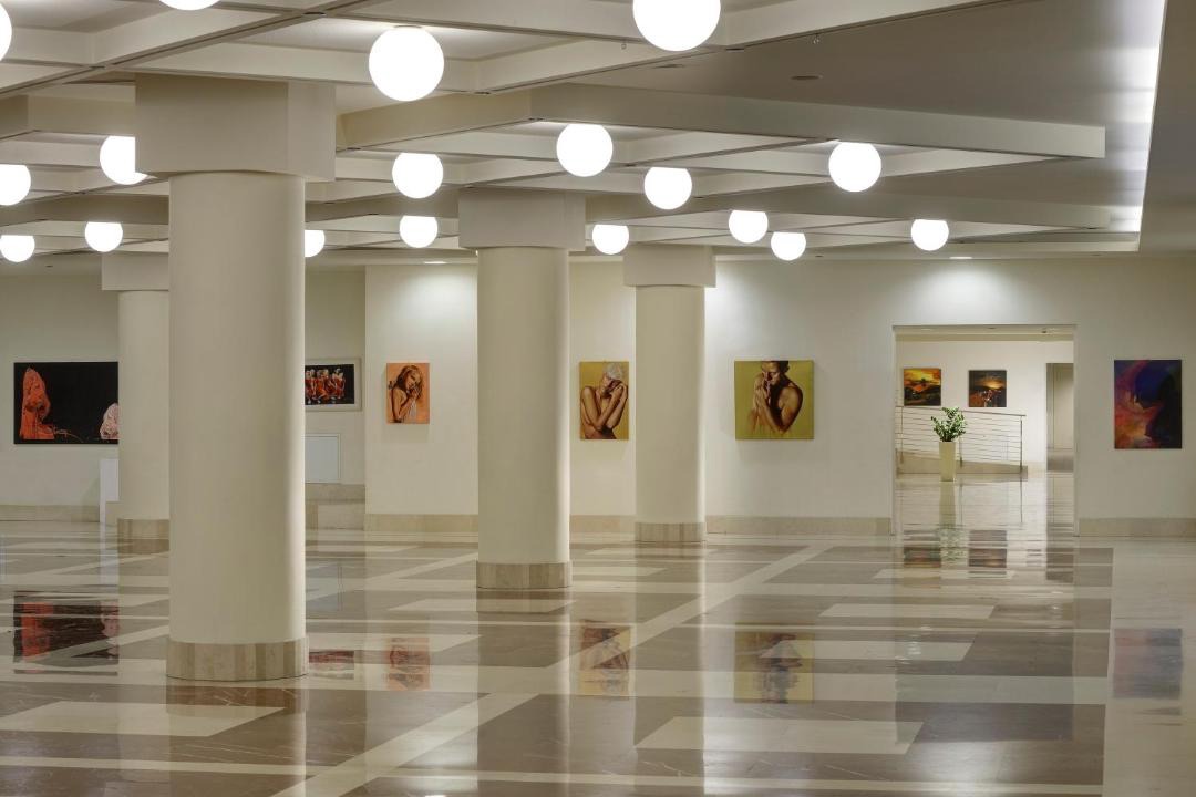 Photo of Others in Pero
