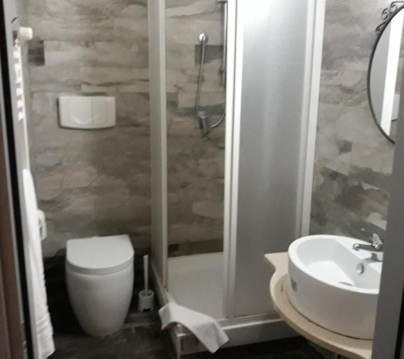 Photo of Bathroom in Dergano