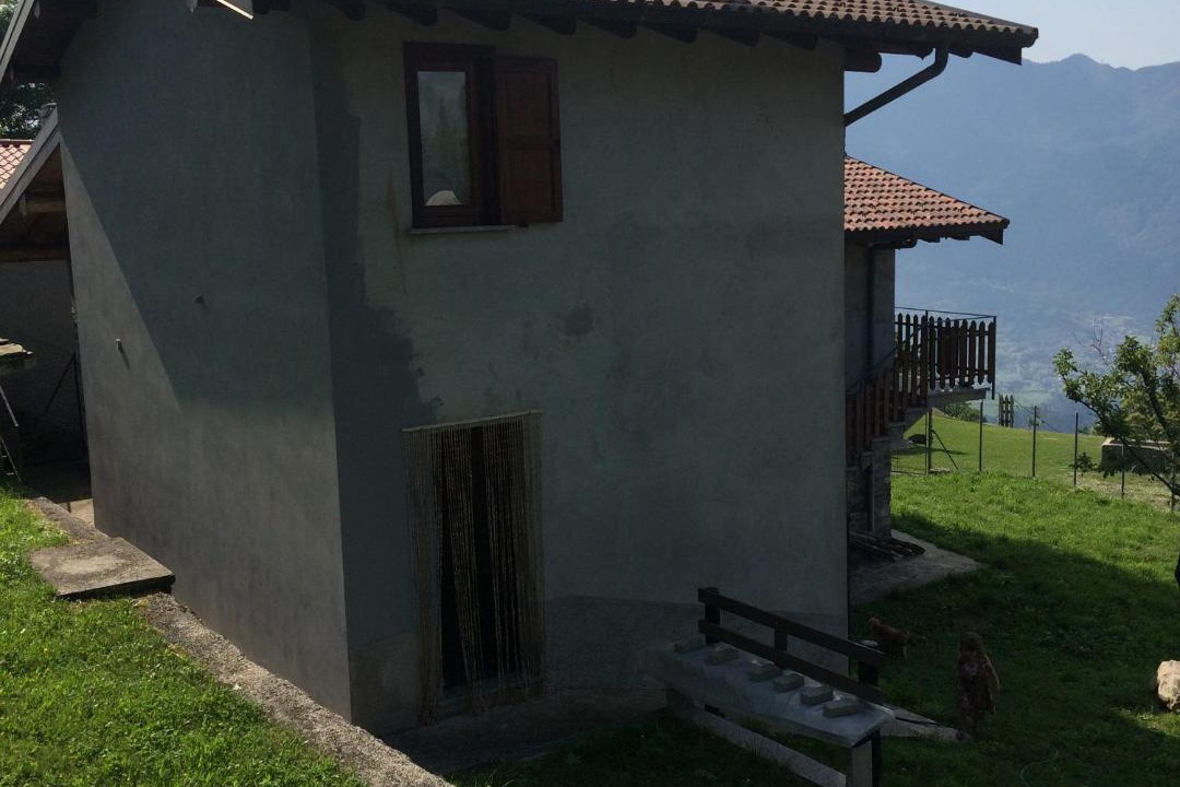 Photo of Buildings in Vercana