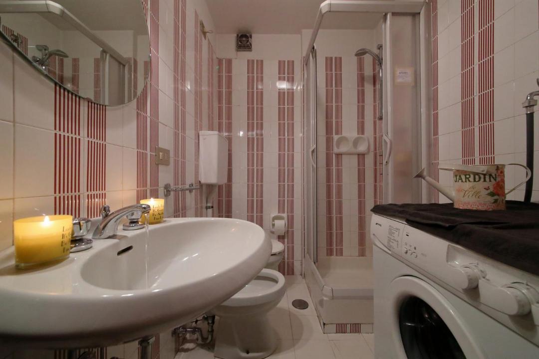 Photo of Bathroom in Teola