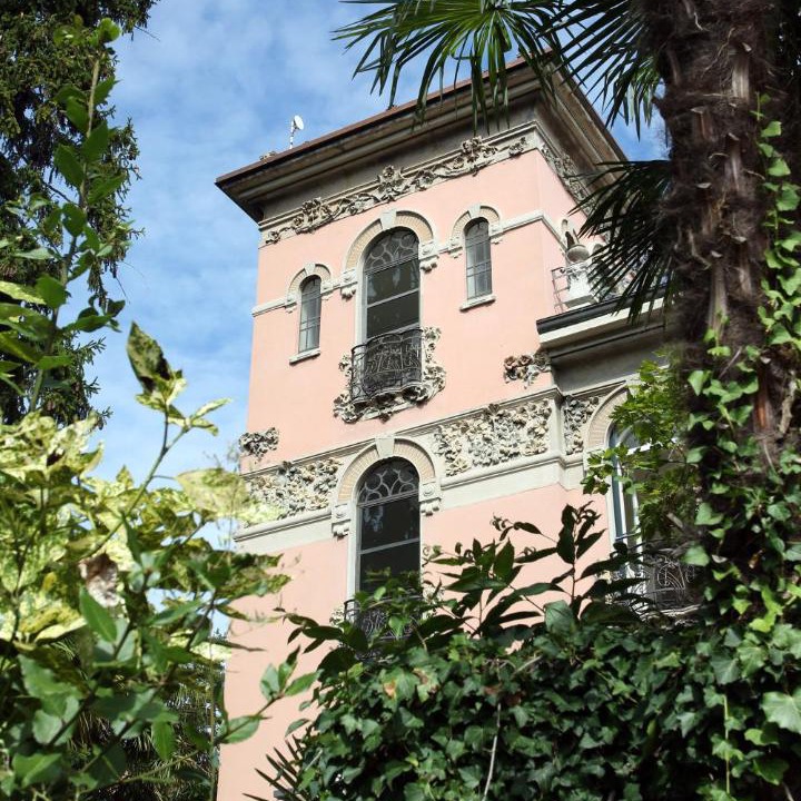 Photo of Others in Como