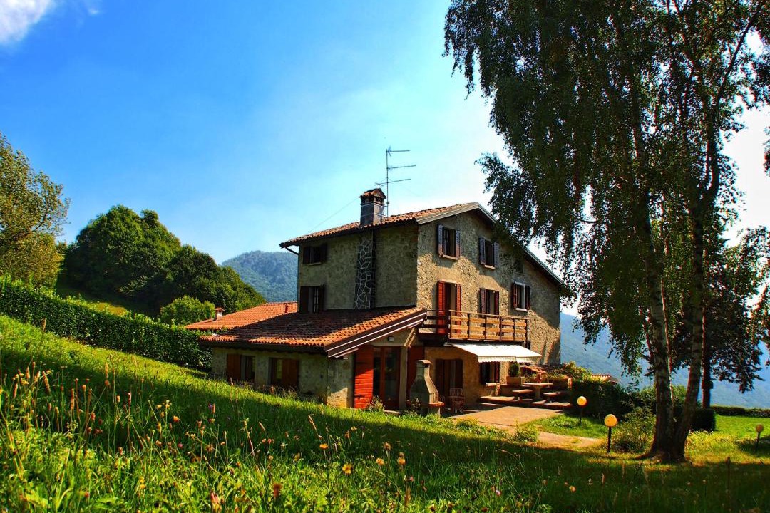 Photo of Buildings in Miragolo San Salvatore