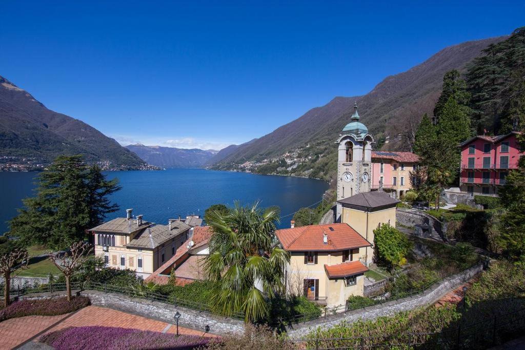 Photo of Others in Riva