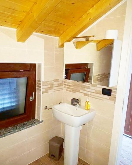 Photo of Bathroom in Monza