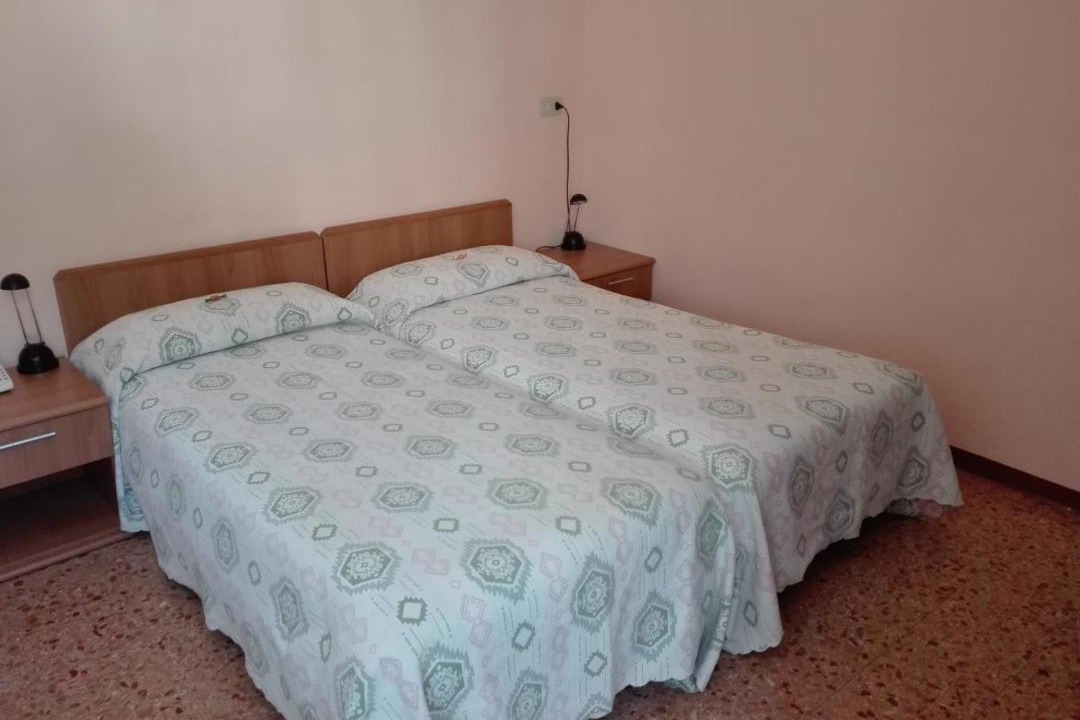 Photo of Bedroom in Toscolano Maderno