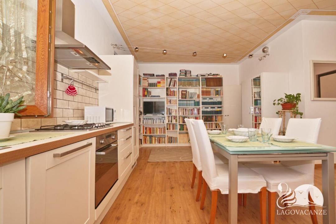 Photo of Kitchen in Roe