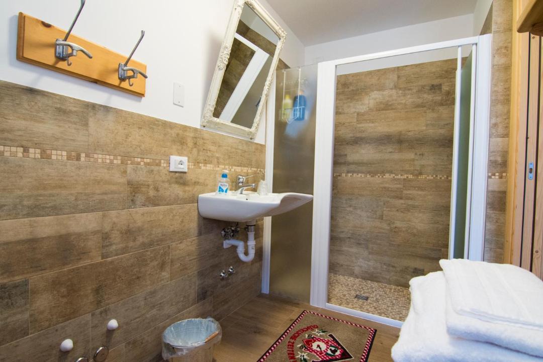 Photo of Bathroom in Schilpario