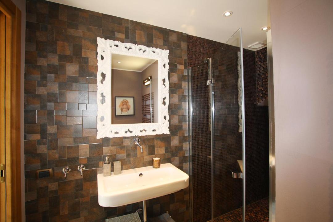 Photo of Bathroom in Tremezzo