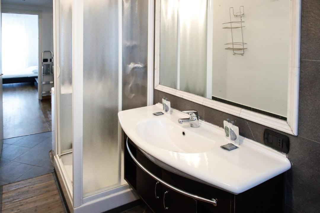Photo of Bathroom in Gioia