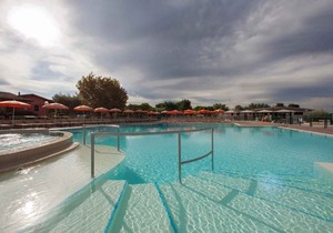 Mobilehome Holliday Village Garda Village