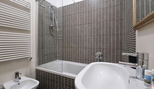 Apartment (1 Bedroom)