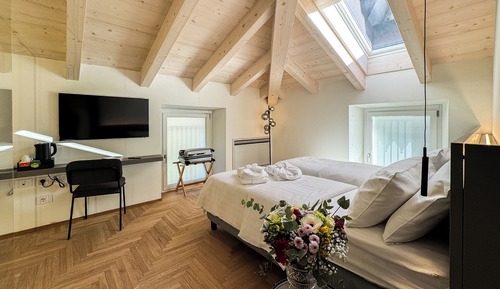 Superior Double Room, Lake View