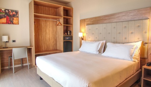 Classic Single Room