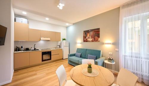 One-Bedroom Apartment with Balcony