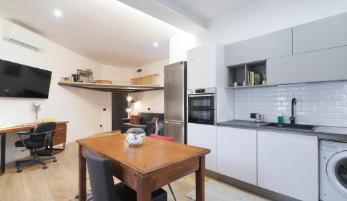 Studio Apartment
