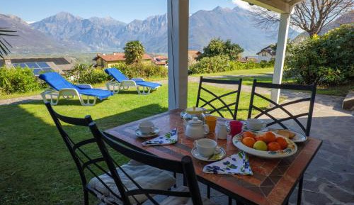 One-Bedroom Apartment with Private Garden