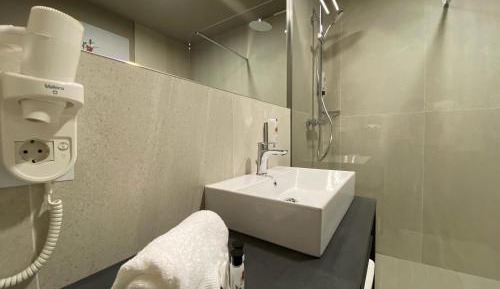 Comfort Single Room