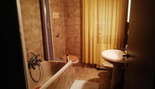 Triple Room with Shared Bathroom