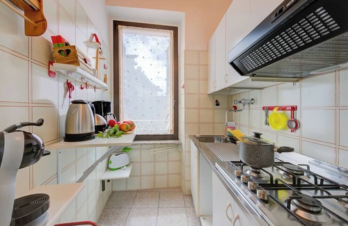 Toscolano Maderno Apartment | Al Peverì - Family Friendly