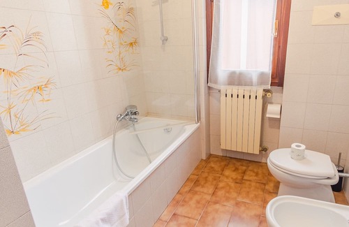 Desenzano del Garda Apartment | Villa Quantum Sole - Italian Homing
