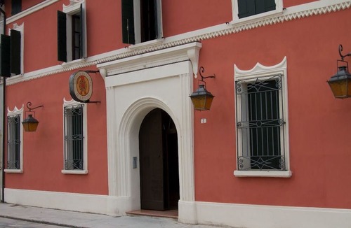 Pomponesco Hotel | Albergo Trattoria Il Leone