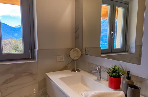 Calozzo House | Villa Sant Anna with pool