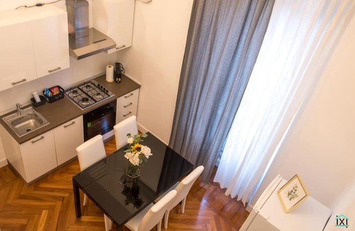 Downtown Apartment | Vrbo Property